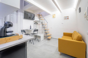 Metro Yellow SuitE